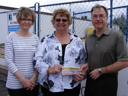 Bev_and_Martha_being_presented_cheque_from_Brian_Rudosky_for_the_clinic-small.JPG